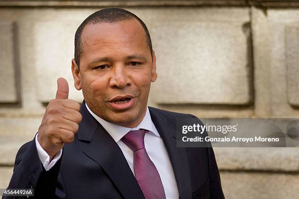 Neymar Da Silva Santos, father of Brazilian FC Barcelona player Neymar JR, gives the thumbs up as he leaves the Spanish Nathional Court after...