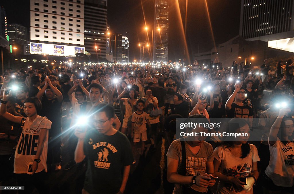 Sit In Protest Continues In Hong Kong Despite Chief Executive's Calls To Withdraw