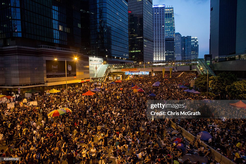 Sit In Protest Continues In Hong Kong Despite Chief Executive's Calls To Withdraw