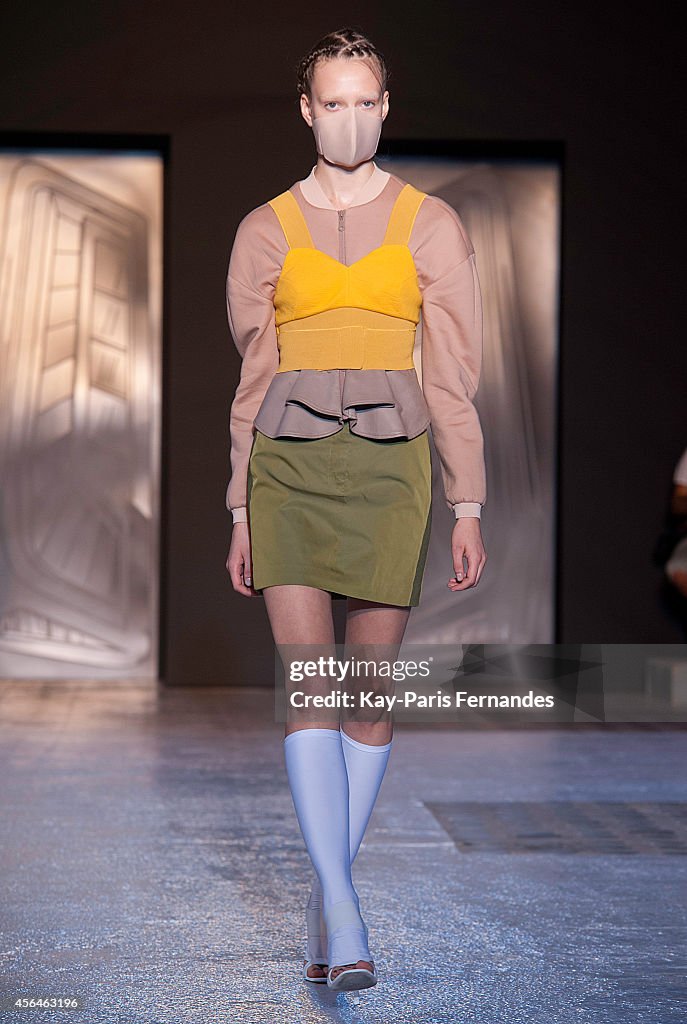 Masha Ma : Runway - Paris Fashion Week Womenswear Spring/Summer 2015