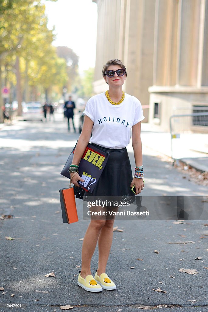 Street Style - Paris Fashion Week, Womenswear S/S 2015 : October 1st