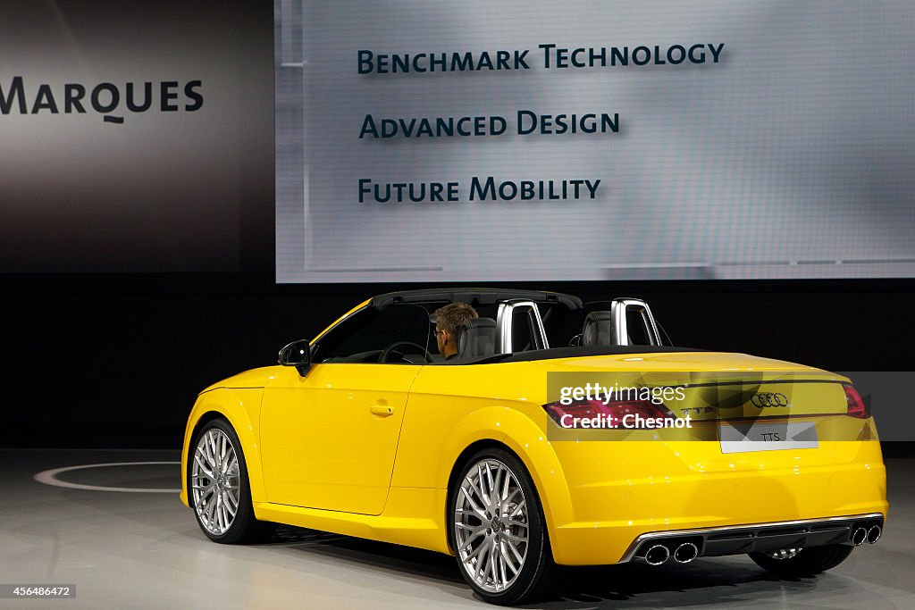 Volkswagen : Press Preview Prior The 'Mondial De L'Automobile' - Paris Motorshow 2014