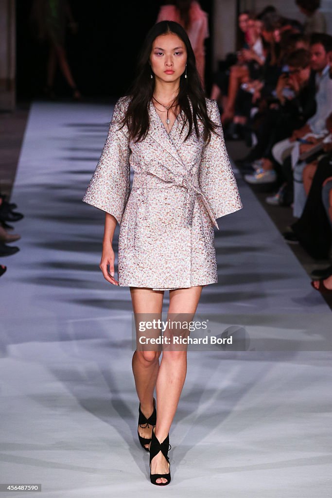 YDE : Runway - Paris Fashion Week Womenswear Spring/Summer 2015