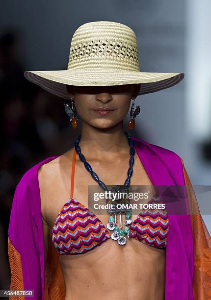 Model displays a creation by Mexican designer Lydia Lavin during the presentaion of the Spring-Summer collection in the framework of the Fashion Week...