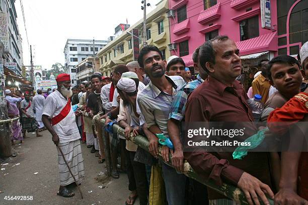 Tabarak Camera Tabarak Photos and Premium High Res Pictures - Getty Images