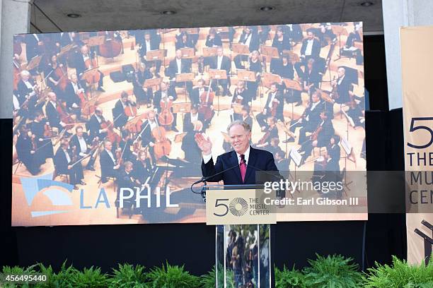 Steve Rountree 32 The Music Center Stephen Rountree Stock Photos, High-Res Pictures ...