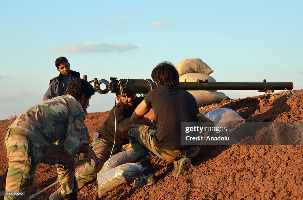 Clashes between forces of Islamic Front and ISIL