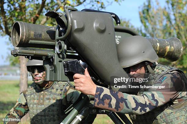 Peshmerga Fighters use milan weapons during training on October 02, 2014 in Hammelburg, Germany. A total of 32 peshmerga soldiers are at the base to...