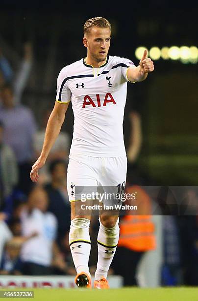 Harry Kane of Spurs gives the thumbs up after scoring the opening goal during the UEFA Europa League Group C match between Tottenham Hotspur FC and...