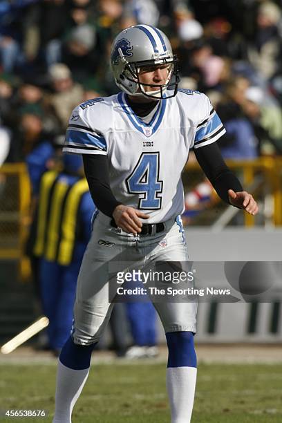Jason Hanson of the Detroit Lions participates in warm-ups before a game against the Green Bay Packers on December 17, 2006 at Lambeau Field in Green...