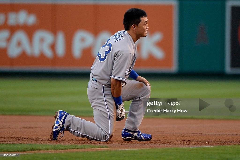 Division Series - Kansas City Royals v Los Angeles Angels of Anaheim - Game One