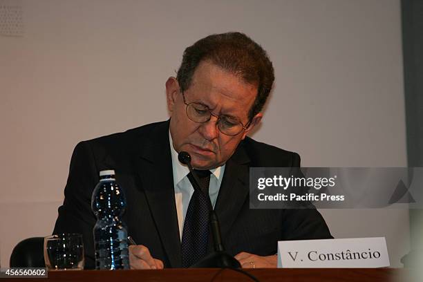 Vítor Constâncio, Vice-President of the European Central Bank during the European Central Summit at Naples The ECB Governors moderately pessimistic...