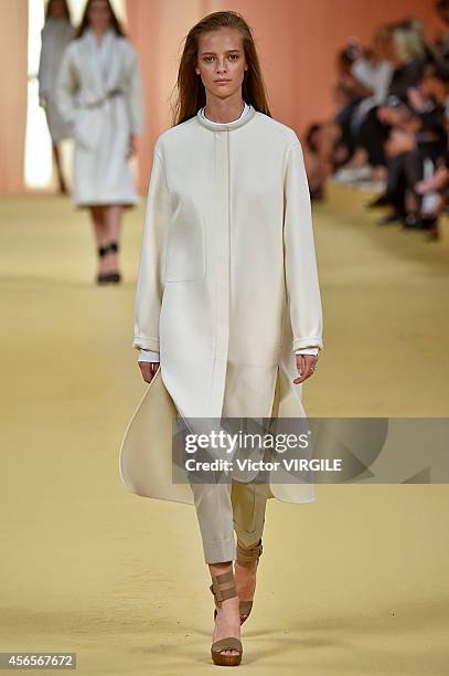 Model walks the runway during the Hermes Ready to Wear show as part of the Paris Fashion Week Womenswear Spring/Summer 2015 on October 1, 2014 in...