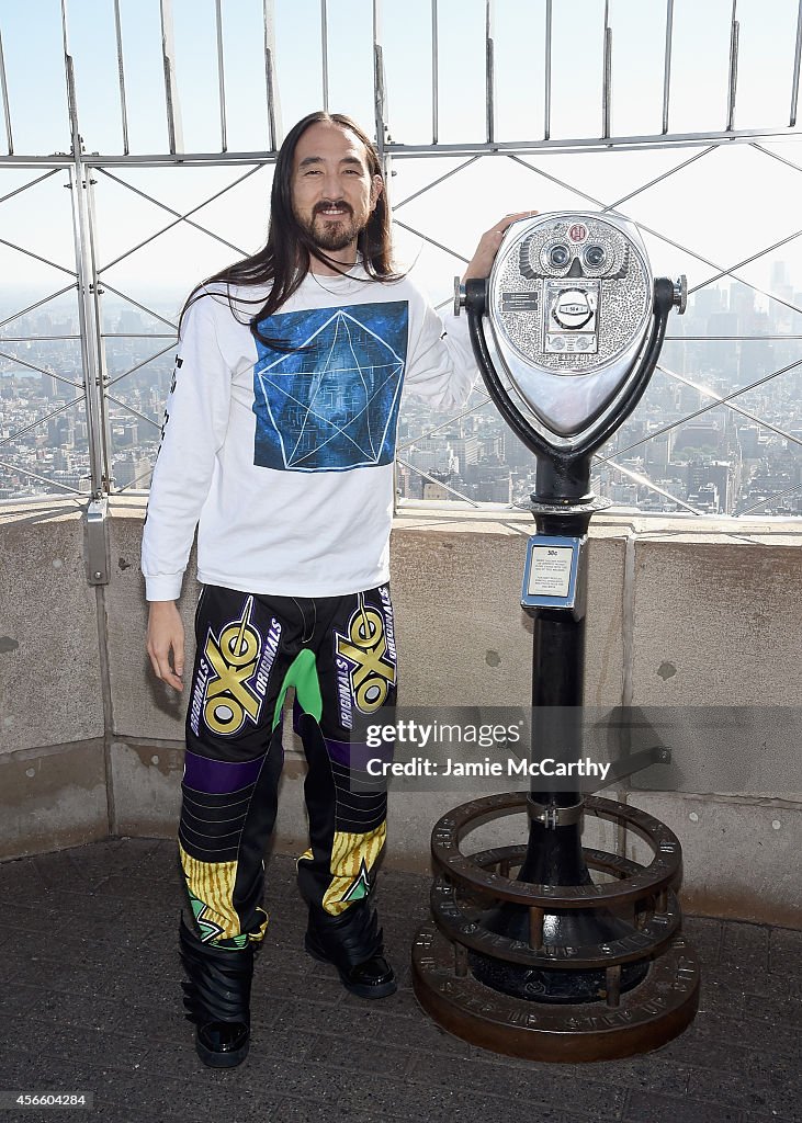 Steve Aoki Visits The Empire State Building
