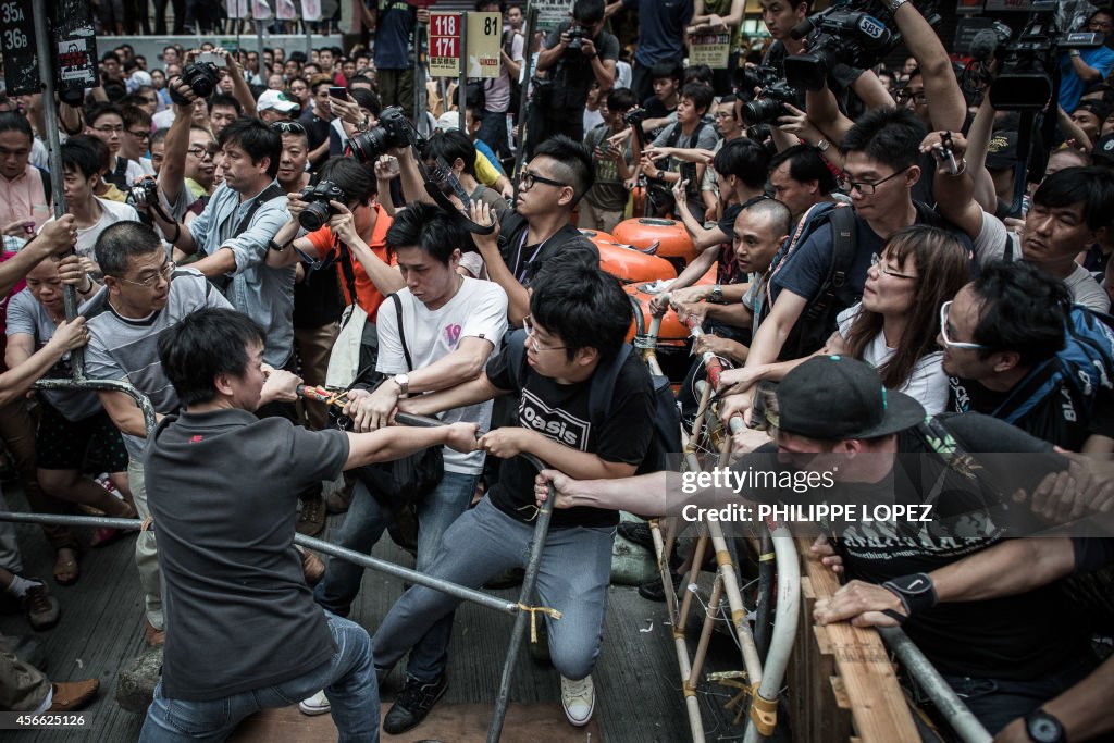 TOPSHOT-HONG KONG-CHINA-POLITICS-DEMOCRACY