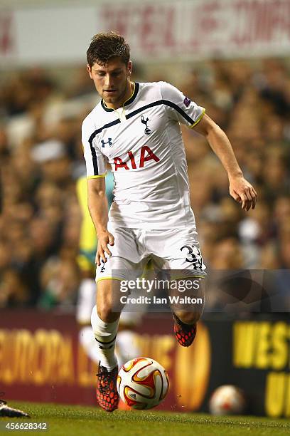 Ben Davies of Spurs runs with the ball during the UEFA Europa League Group C match between Tottenham Hotspur FC and Besiktas JK at White Hart Lane on...