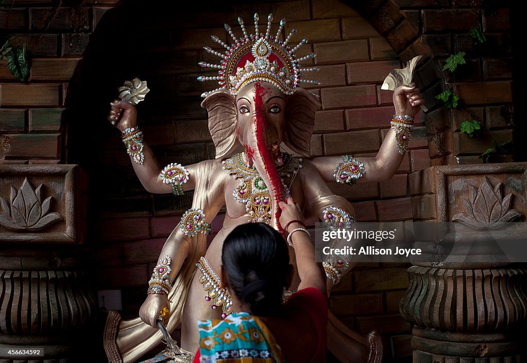 Bangladeshi Hindus Gather For Durga Puja Celebrations