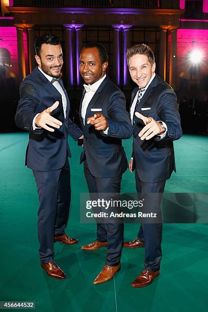 Giovanni Zarrella and guests attend the Award Night Green Carpet Arrivals during Day 10 of Zurich Film Festival 2014 on October 4, 2014 in Zurich,...