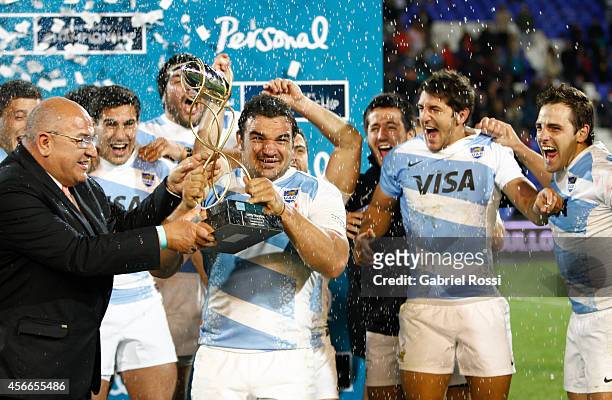 Agustín Creevy captain of Argentina receives the trophy after winning a match between Argentina Los Pumas and Australia Wallabies as part of The...