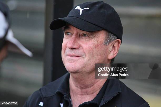 Head coach of Atletico MG Levir Culpi during a match between Criciuma and Atletico MG for the Brazilian Series A 2014 at Heriberto Hulse Stadium on...