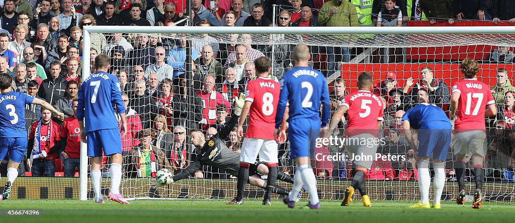 Manchester United v Everton - Premier League