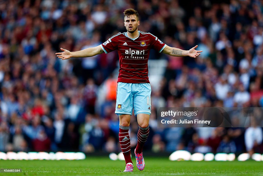 West Ham United v Queens Park Rangers - Premier League