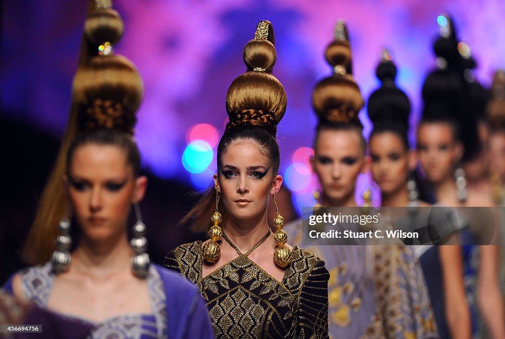 Zareena - Runway - Fashion Forward Dubai October 2014