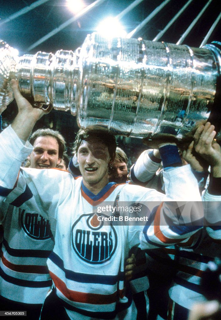 1984 Stanley Cup Finals - Game 5: New York Islanders v Edmonton Oilers