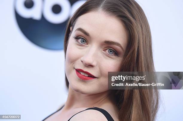 Actress Sarah Bolger arrives at ABC's 'Once Upon A Time' Season 4 Red Carpet Premiere at the El Capitan Theatre on September 21, 2014 in Hollywood,...