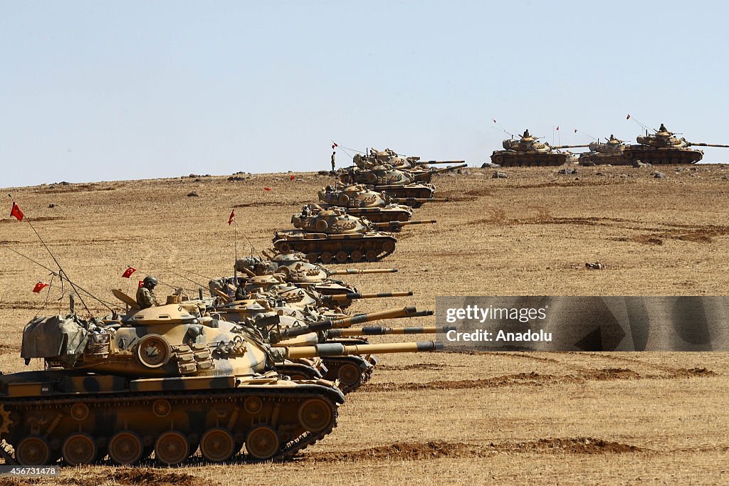 Tanks of Turkish Armed Forces at Syria borderline