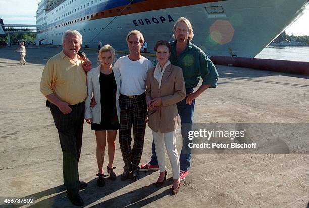 Dieter Thomas Heck, Tina Ruland, Burkhard Heyl, Eleonore Weisgerber, Reiner Schöne, ARD-Reihe "Heimatgeschichten", Episode: "Ihr Geschenk" am auf...