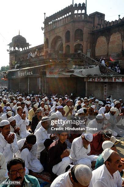 Muslims offering prayers at Moti masjid on the occasion of Eid al-Adha, or the Feast of the Sacrifice on October 6, 2014 in Bhopal, India. Eid...