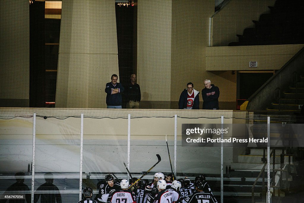 Pirates vs Monarchs hockey