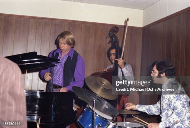 Don Randi The Wrecking Crew Photos and Premium High Res Pictures - Getty Images