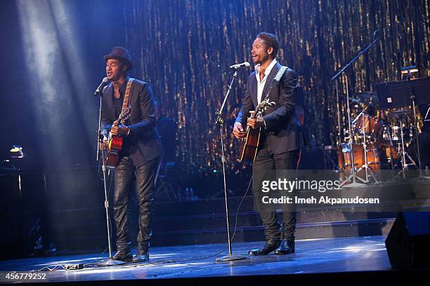 Actor Gary Dourdan performs onstage with musician D Lee at the 14th Annual Les Girls at Avalon on October 6, 2014 in Hollywood, California.