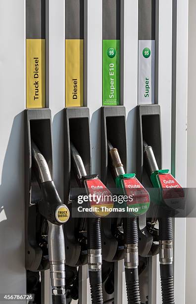 Total Butler Fuels Total Petroleum Photos and Premium High Res Pictures - Getty Images