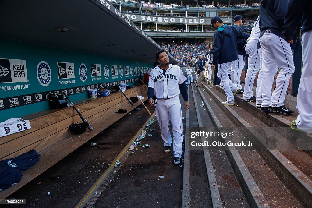 Los Angeles Angels of Anaheim v Seattle Mariners