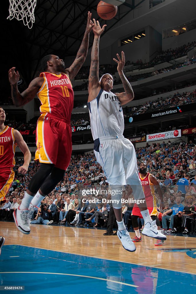 Houston Rockets v Dallas Mavericks