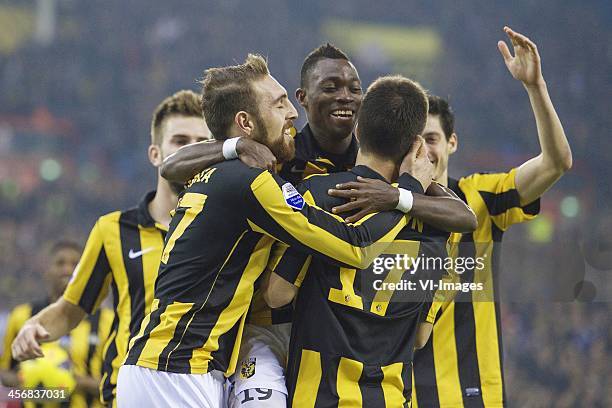 Davy Propper of Vitesse, Guram Kashia of Vitesse, Christian Atsu of Vitesse, Lucas Piazon of Vitesse, Marko Vejinovic of Vitesse during the Dutch...