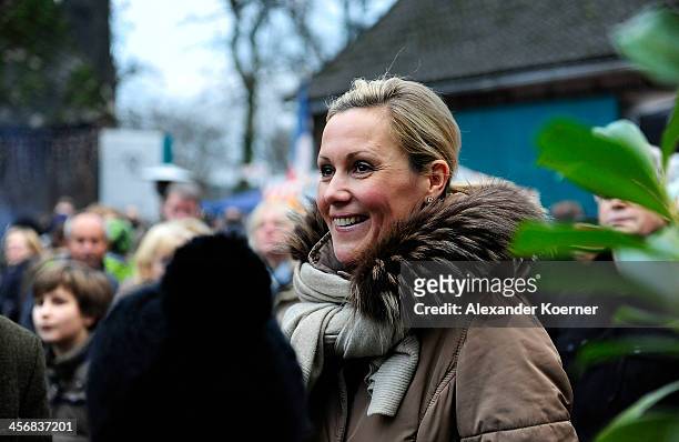 Former German First Lady Bettina Wulff attends the Christmas Fair at Hemme Milchhof, where she reads reads her favourite Christmas story 'Pelle Zieht...