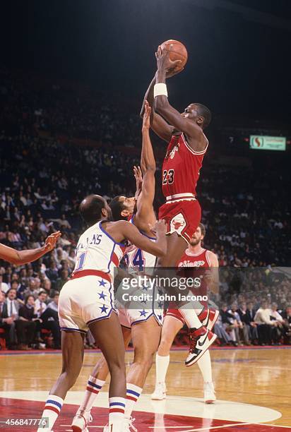 Chicago Bulls Michael Jordan in action, shot vs Washington Bullets at Capital Centre. Jordan wearing red Nike Air Jordan 1 sneakers. Landover, MD...