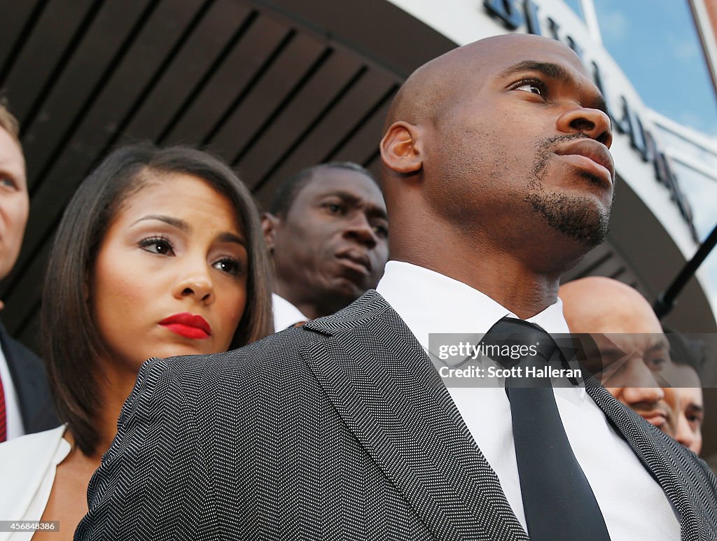 Adrian Peterson Makes First Court Appearance On Child Abuse Charges