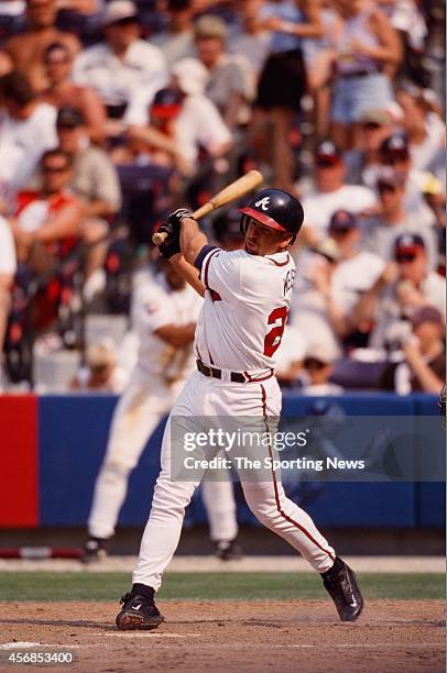 Walt Weiss of the Atlanta Braves bats against the New York Yankees at Turner Field on June 3, 2000 in Atlanta, Georgia.