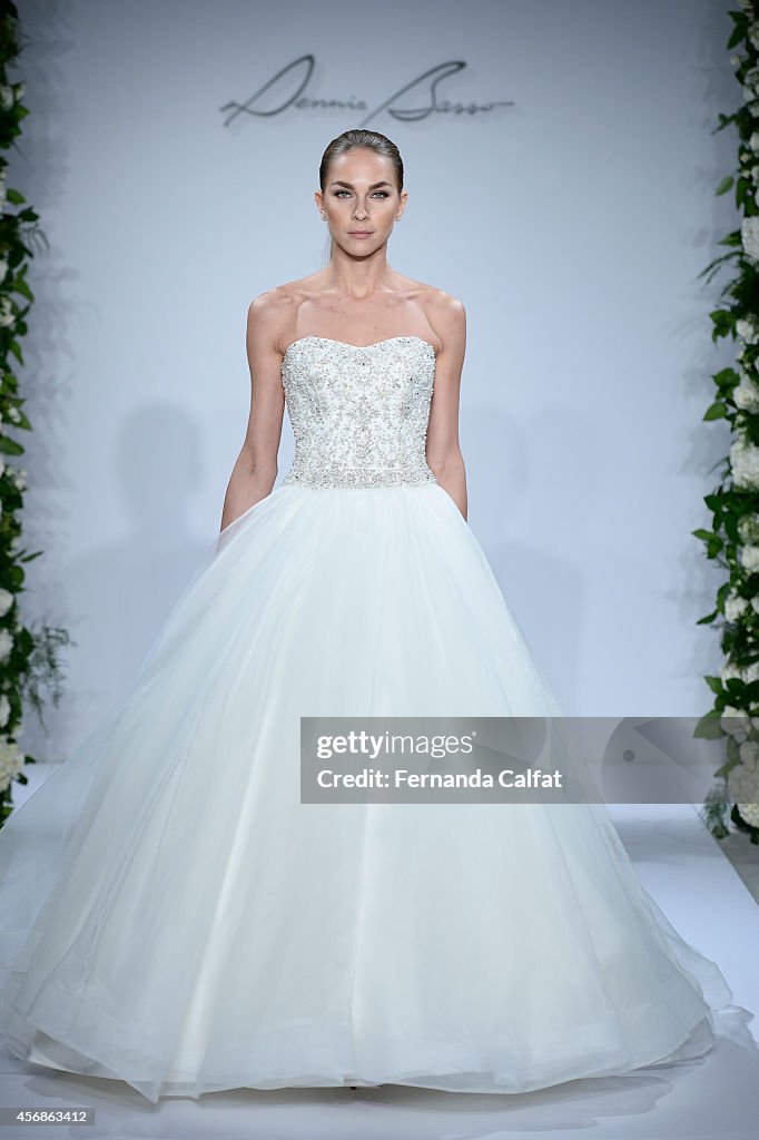 Fall 2015 Bridal Collection - Dennis Basso For Kleinfeld - Show