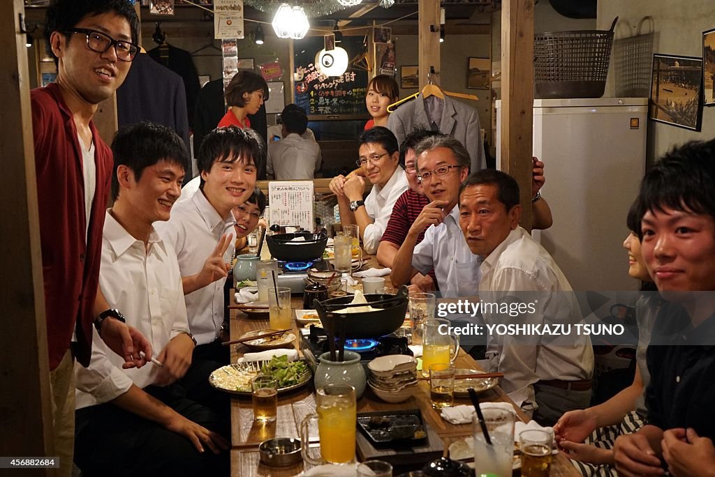 JAPAN-LIFESTYLE-COMMUNITIES-TRIBES-SALARYMEN-EMPLOYMENT