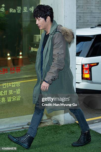 South Korean actor Jang Hyuk attends "Project FOCE"at Songeun Art Space on October 8, 2014 in Seoul, South Korea.