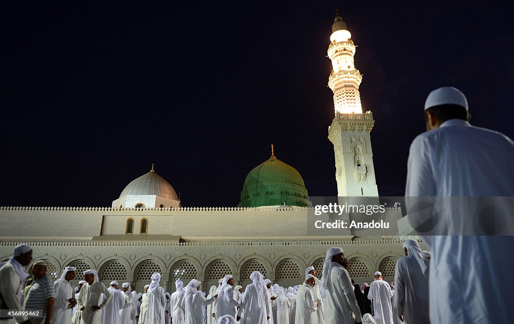 Muslim Pilgrims at Masjid al Nabawi