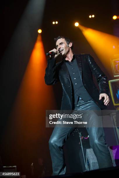 Marti Pellow of Wet Wet Wet performs on stage at LG Arena on December 15, 2013 in Birmingham, United Kingdom.