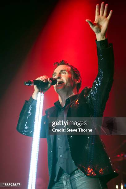 Marti Pellow of Wet Wet Wet performs on stage at LG Arena on December 15, 2013 in Birmingham, United Kingdom.