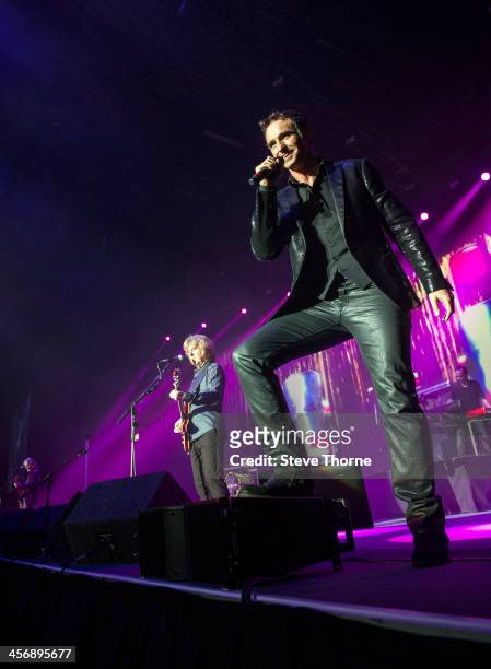 Marti Pellow of Wet Wet Wet performs on stage at LG Arena on December 15, 2013 in Birmingham, United Kingdom.